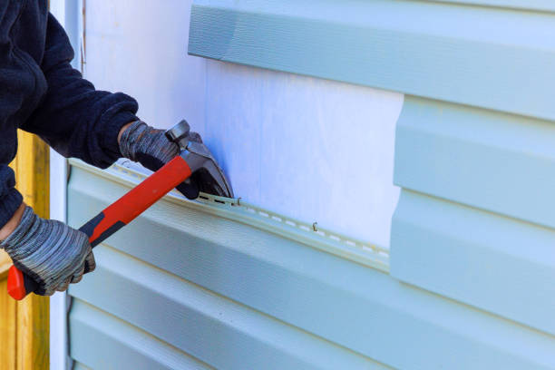 Trusted Storm Damage Siding Repair service in Newberry, FL - Creative Siding